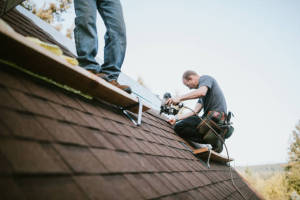 Local Roofers in Tomb, PA